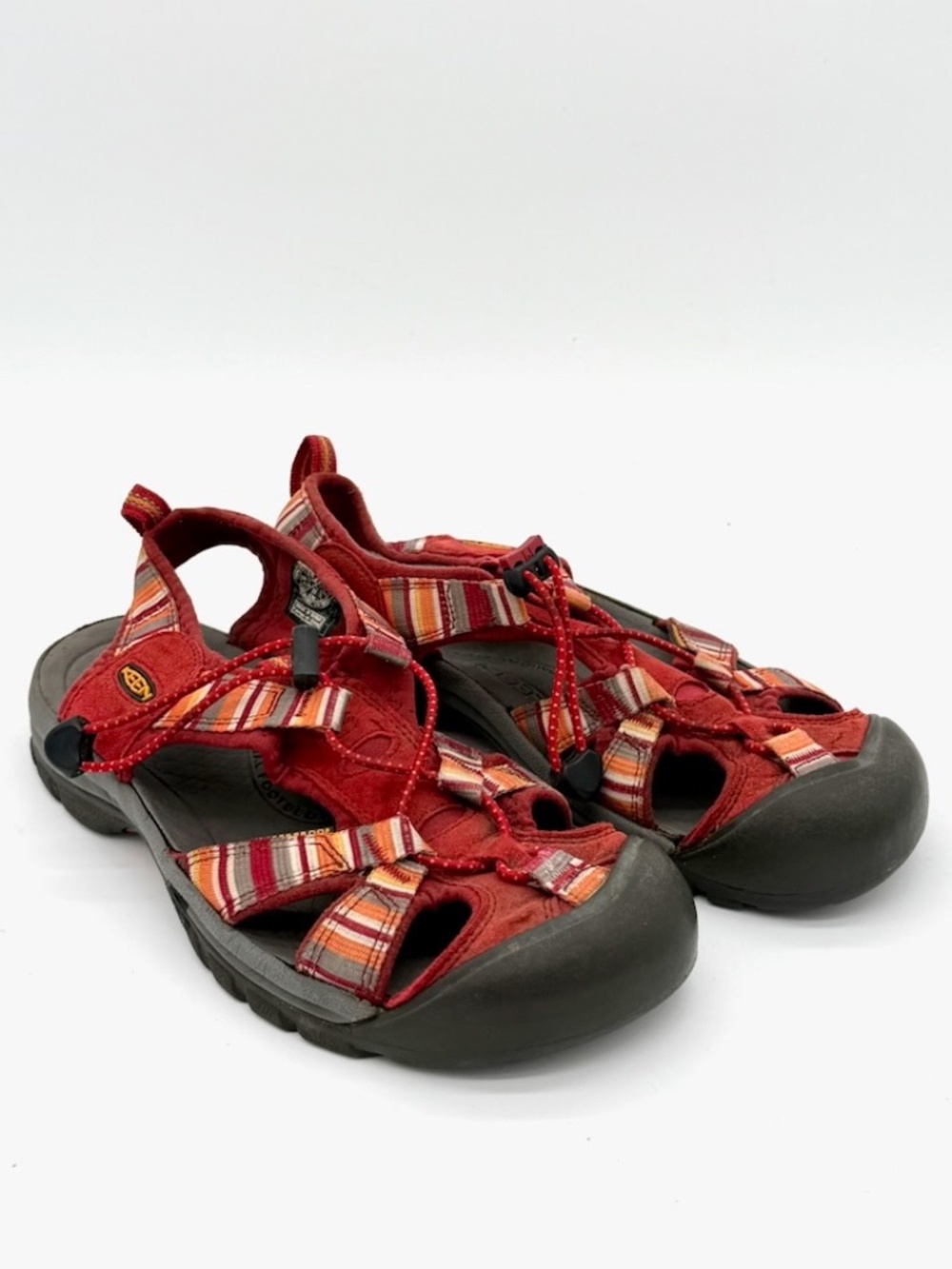 KEEN Venice H2 Womens 8 Red Plaid Waterproof Hiking Trail Sport Sandals Outdoors